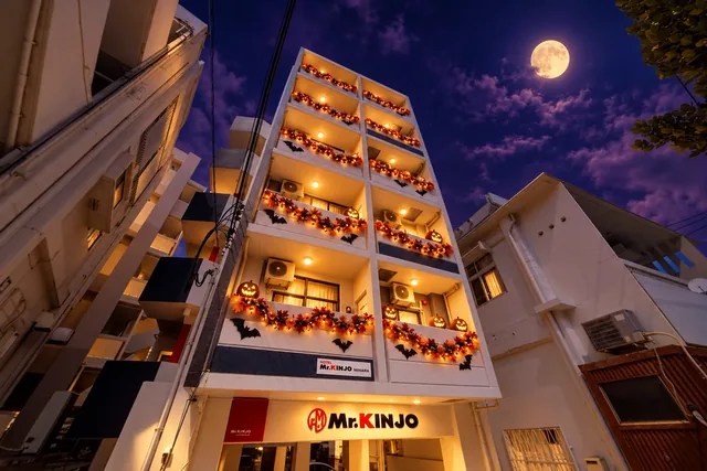 HOTEL KINJO 三原 38 外観（ハロウィンイメージ）
